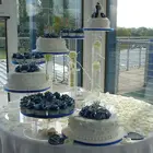 Acrylic transparent Display box Wedding Cake display stand