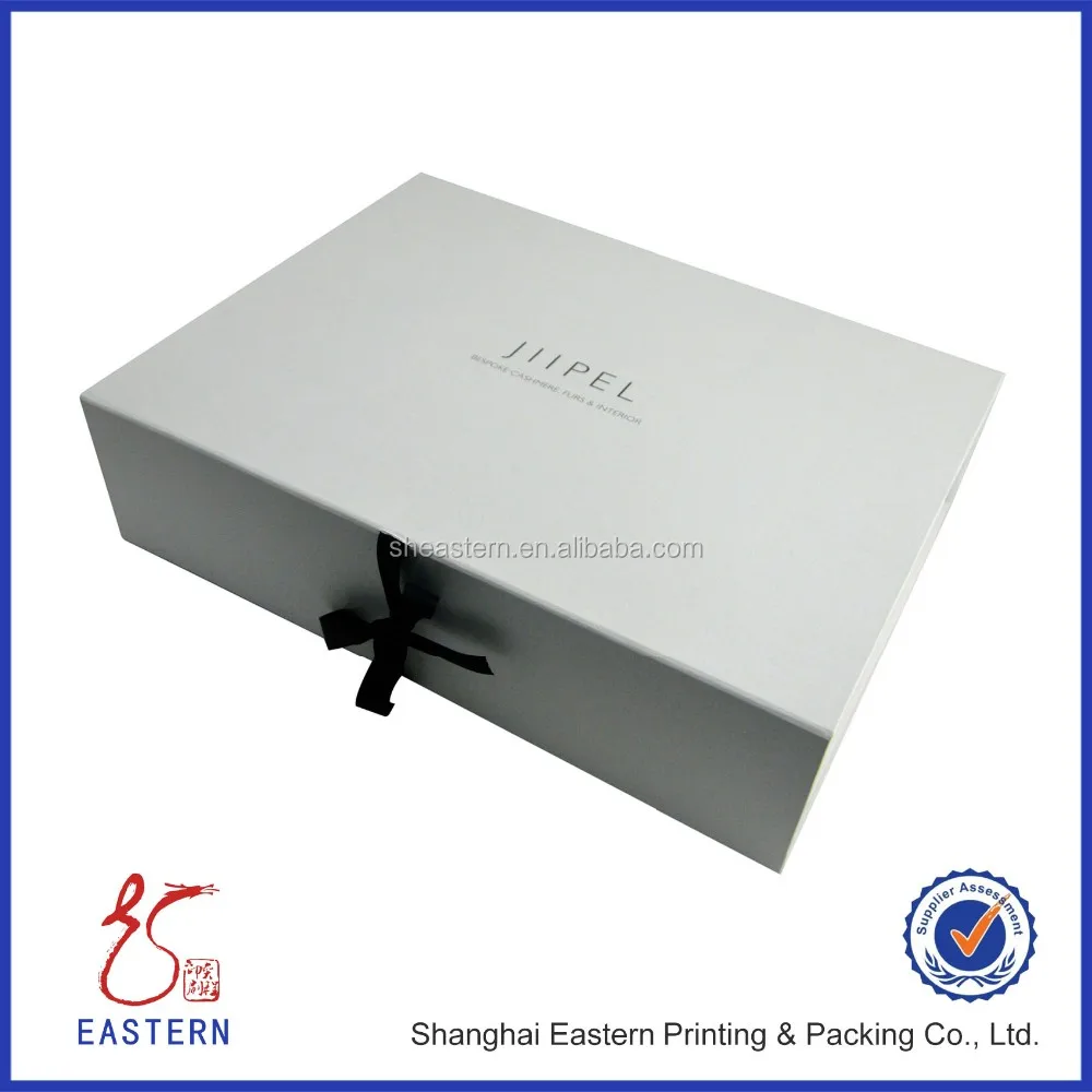 custom flat folding gift box with ribbon