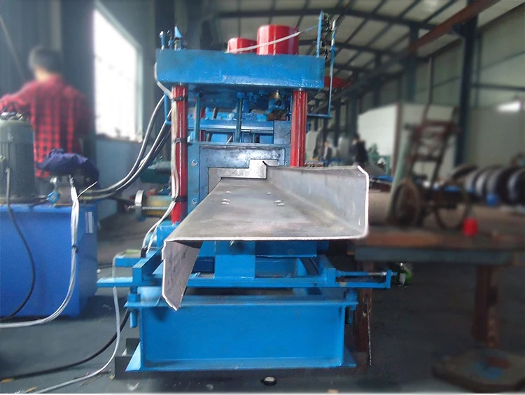 roll--forming-machine_01.jpg