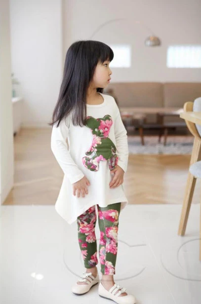 2016 hot lovely flowers bear applique fancy boutique girls clothing