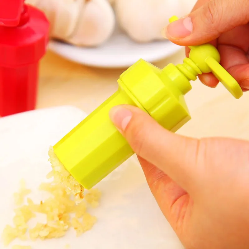 Kitchen Ginger Garlic Manual Press Twist Cutter Crusher Grinding Grater Planer Slicer Mini Cooking Tool KC1402