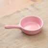 /product-detail/wholesale-new-design-colorful-ceramic-soy-sauce-dish-dipping-bowl-with-handle-60715040111.html