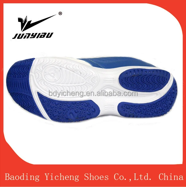2016 good market tennis shoes with factory price and top quality