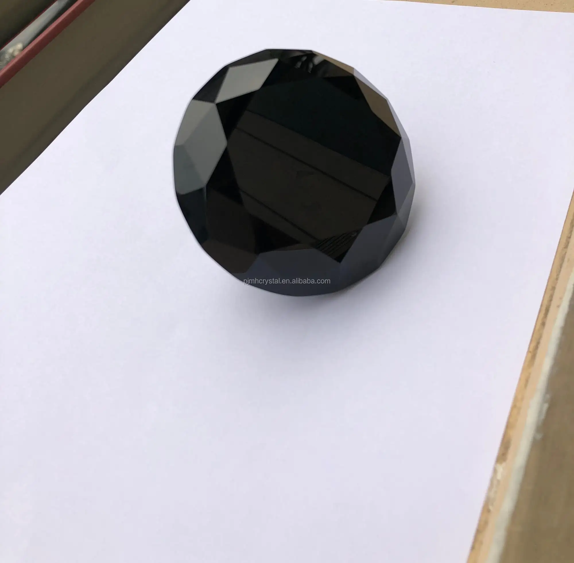 good quality black crystal diamond paperweight for guest gifts