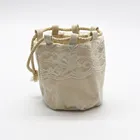 Wholesale Natural Round Bottom Cotton Linen Drawstring Pouch Bag For Gifts With Lace