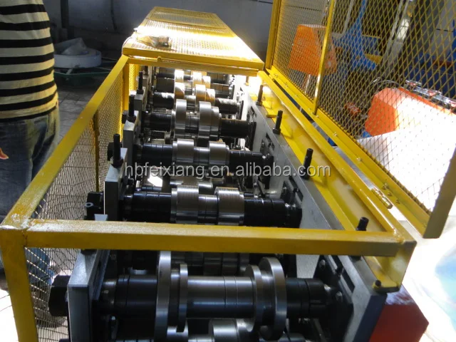 automatic frame moulding machine