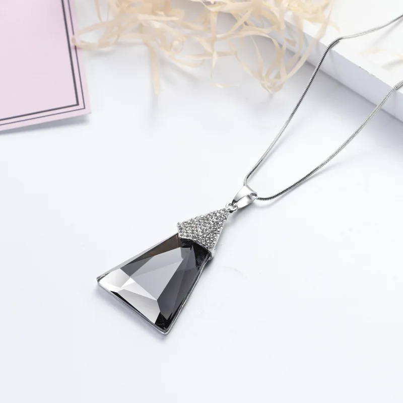 7309846101_484819291