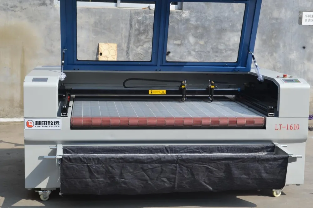 China best price ! Co2 Laser tube/Textile Cloth Auto Feeding Fabric Laser Cutting Machine