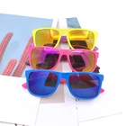 Sun glasses custom fashionable sunglasses for women and men