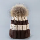 Wholesale Fashion Hemp Flower Design Knitted Fold up Beanie Winter Hat with 15cm Real raccoon fur pom pom