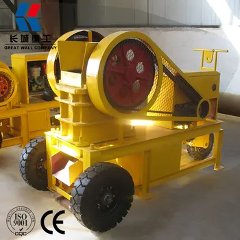 Low price small mobile diesel engine hammer crusher, portable mini used diesel rock crusher for sale