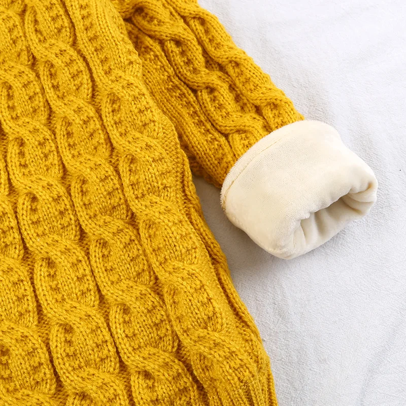 5406718166_1988449173