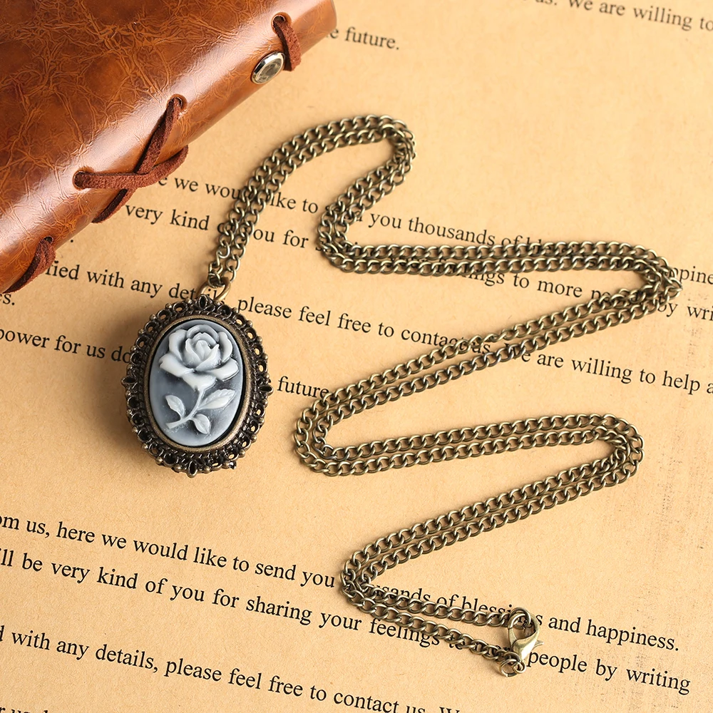 YISUYA Full Hunter Retro Women Pocket Watch Antique Oval Case Elegant Women Carving Pendant Necklace Clock Quartz Watch Gift  (12)