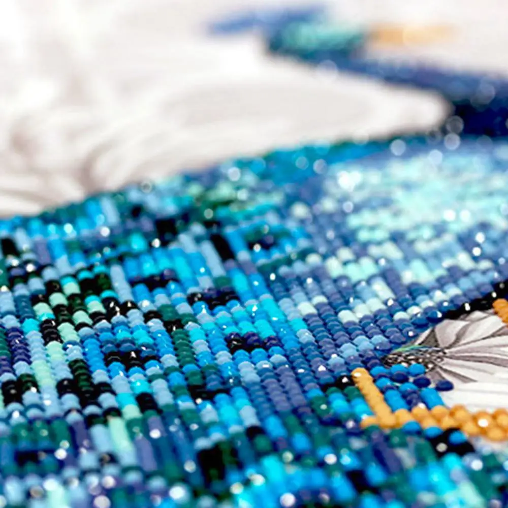2016 Hot 5D Fashionable Diamonds Plated Embroidery Peacock Pattern Painting Cross Stitch Kit Home Bedroom Living Room Decoration