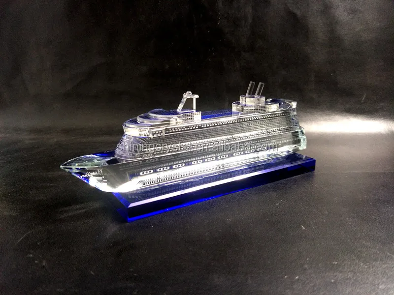 crystal yacht model 01.jpg