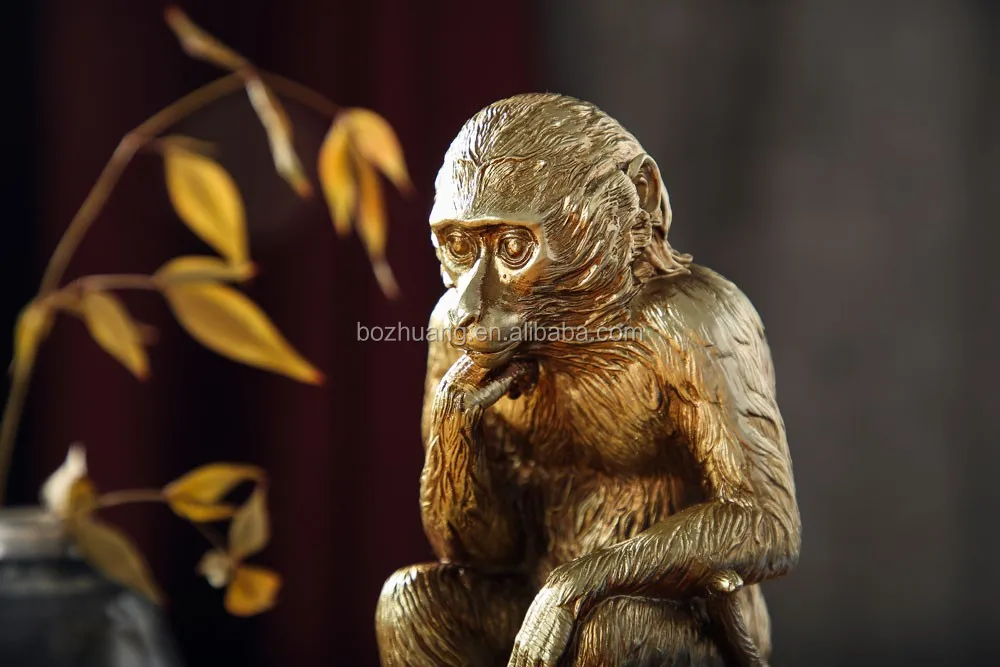 2019 new design resin ornament with monkey style