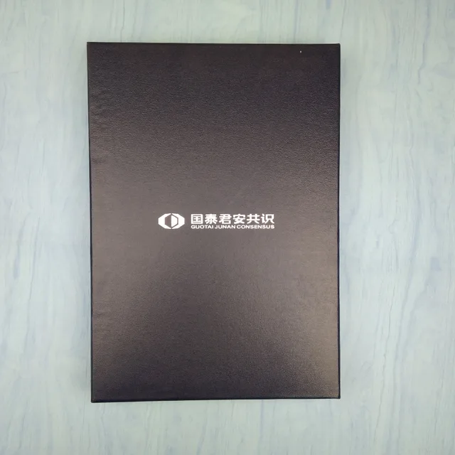 cover notebook and pen gift set with engraving logo for business