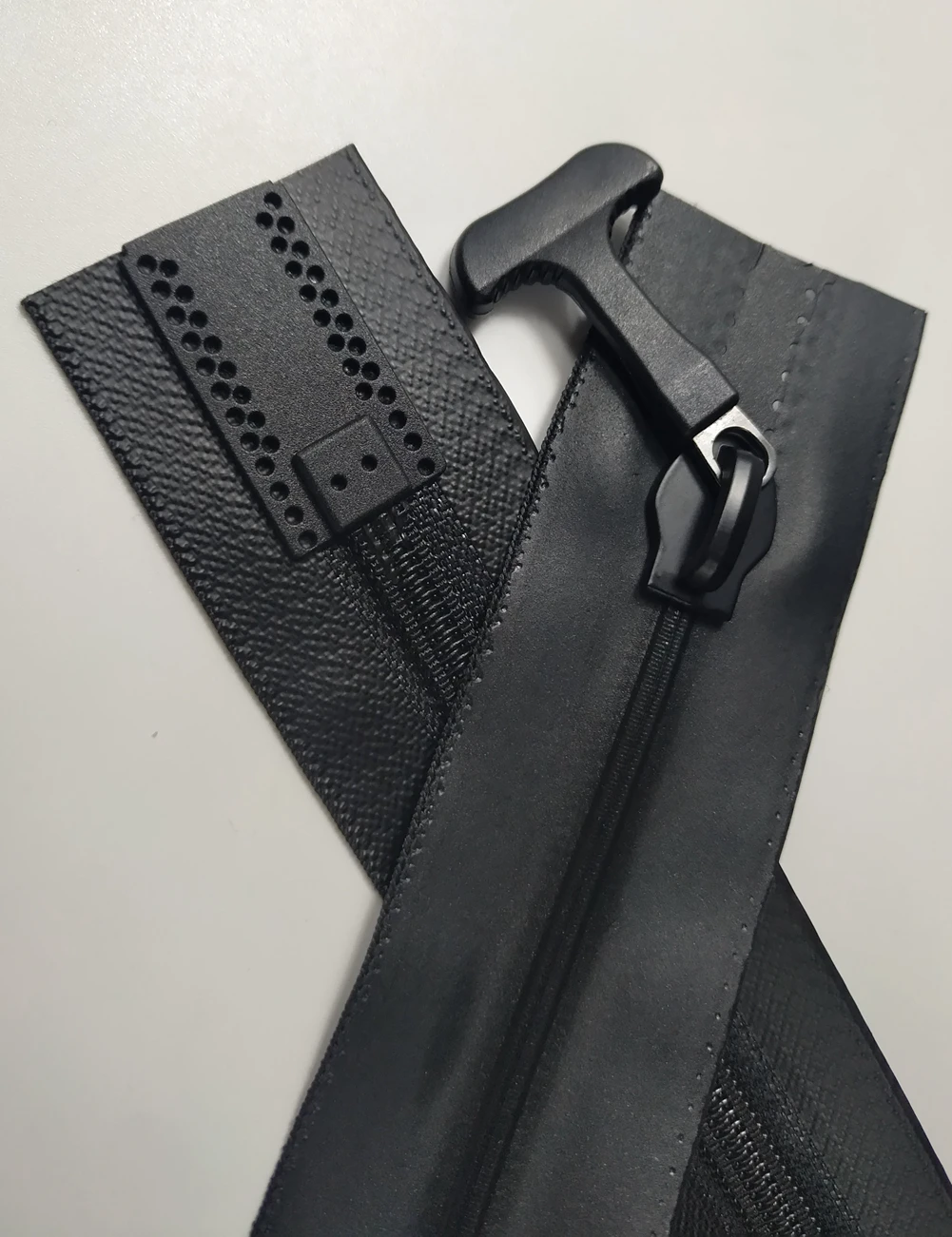 leucine zipper,zigzagzipper airtight zipper tpu coated waterproof zippers for