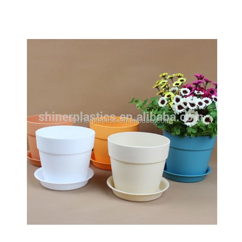 Plastic-Plant-Pots (1).jpg