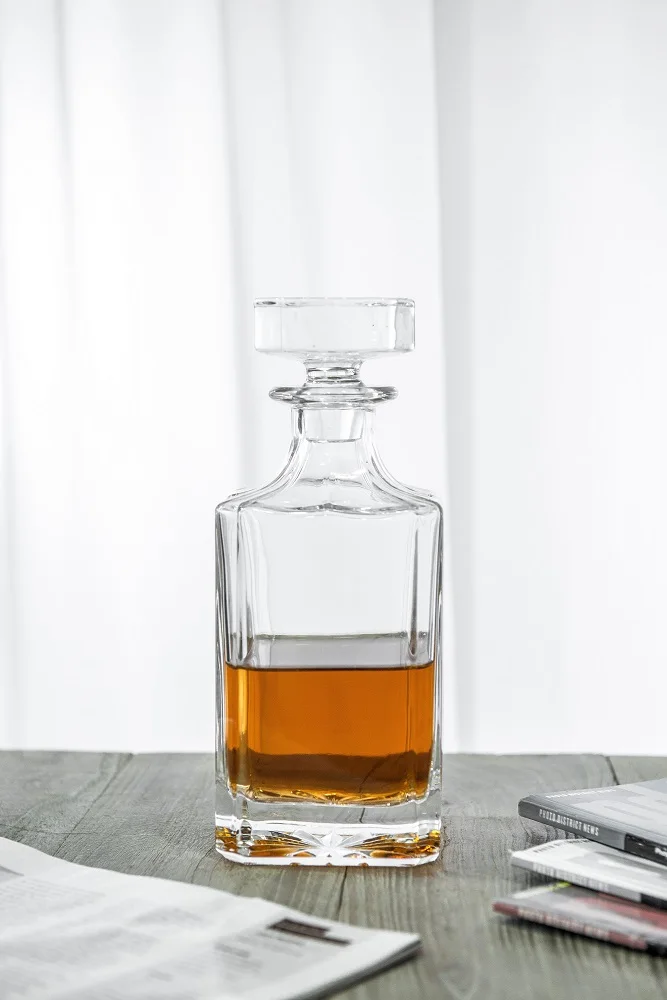 lead free crystal whiskey decanter
