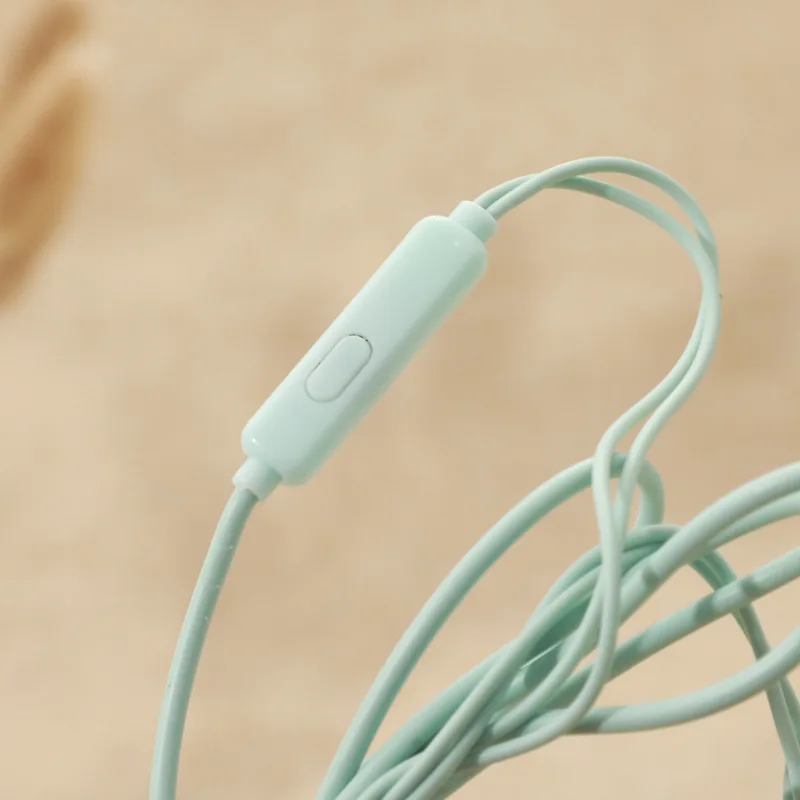 Fashionable Hot selling Wired Stereo In Ear Silicone Earphone Earbud With Mic - ANKUX.COM