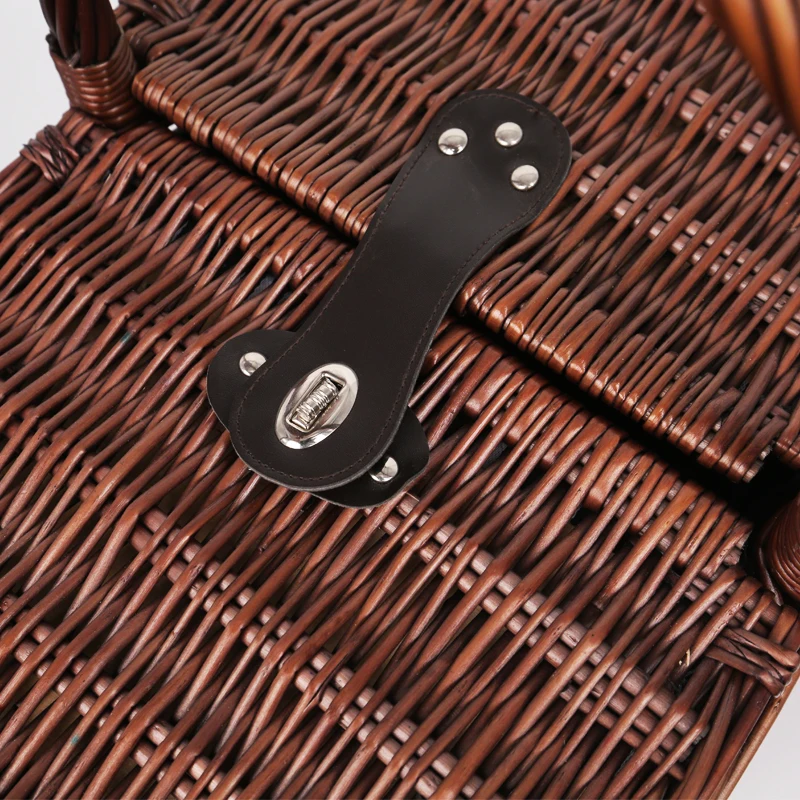 Classic Brown Bulk Willow Picnic Basket For 4/a Good Choice For Outing Dining Buy Bulk Picnic