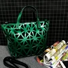Custom green casual tote geometric pu leather fashion bags ladies used handbags for women