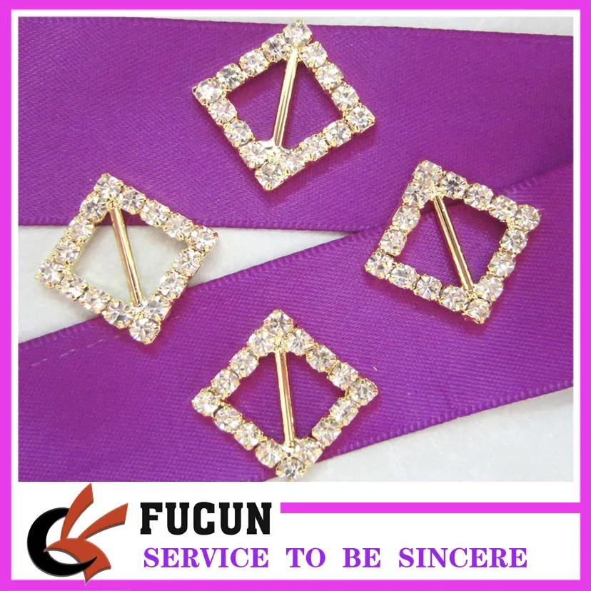 little buckle square.jpg