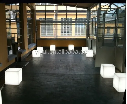Led照明とキューブチェア/プラスチック光キューブの照明での販売のための中国仕入れ・メーカー・工場