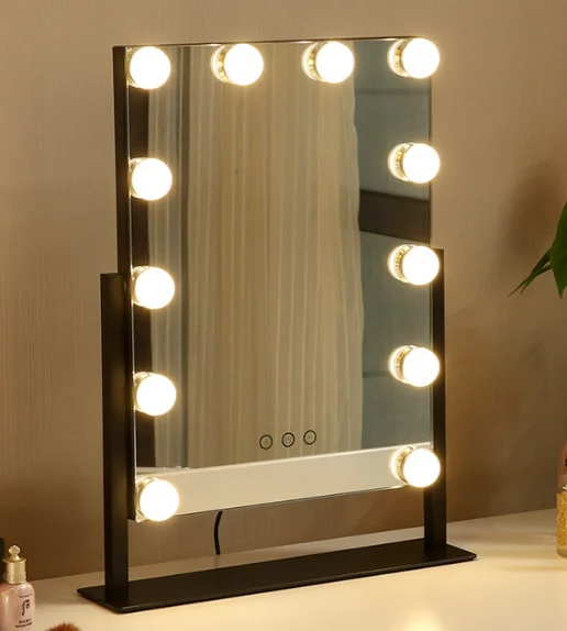 Hollywood mirror (3).png