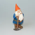 Fairy Garden Cute Garden Art Wholesale Resin Gnome Dwarf Figurine holding a hoe