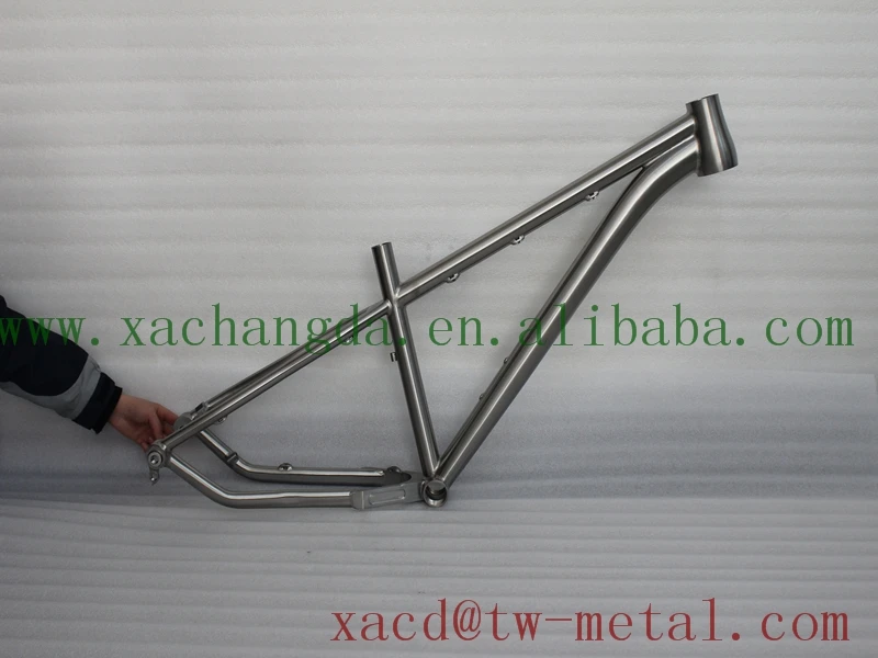 ti MTB bike1.jpg