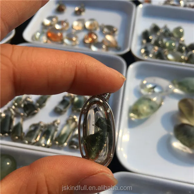 natural crystal gifts for wedding phantom crystal pendant inset