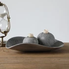 2020 New Nordic Style Resin Carved Candle Holder Set With Tray