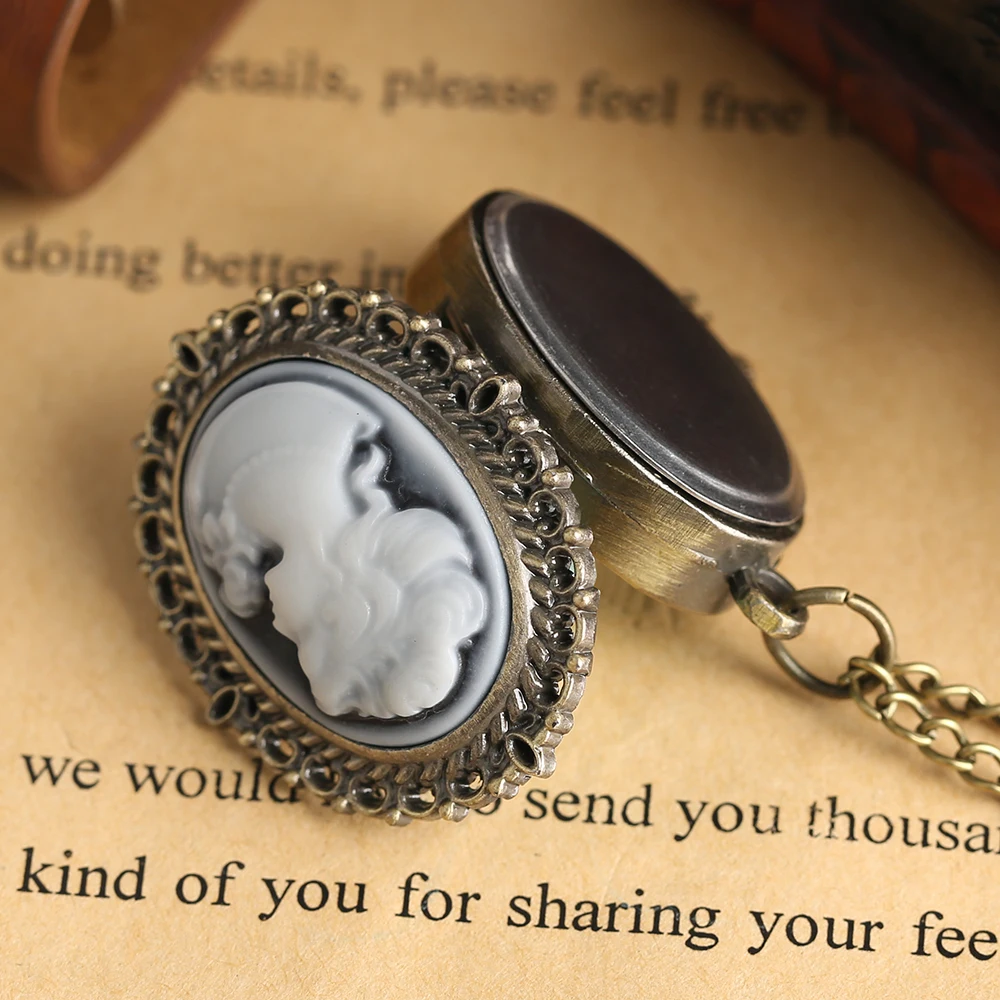 YISUYA Full Hunter Retro Women Pocket Watch Antique Oval Case Elegant Women Carving Pendant Necklace Clock Quartz Watch Gift  (24)