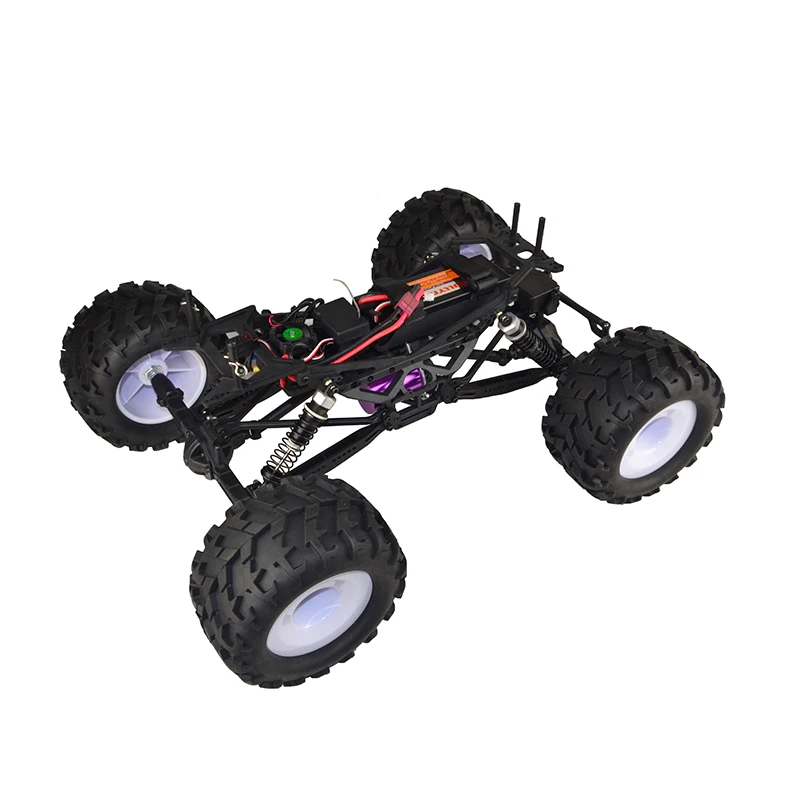 823c
