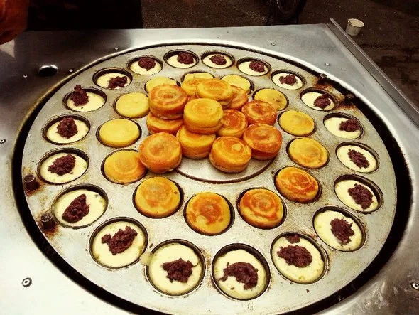 16pcs Commercial Use 220v Electric Azuki Bean Waffle Pancake Dorayaki Baker Maker Machine Iron Mold