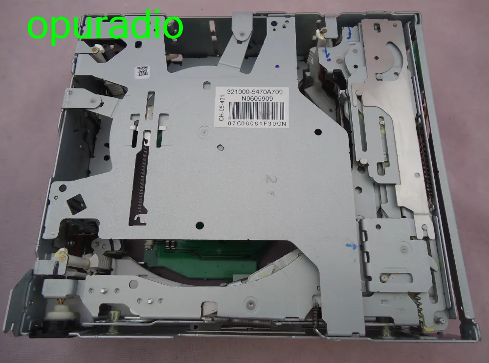 Fujitsu 4 CD mech for TOYOTA GM