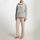 Customized size 100% polyester adult fleece women pajamas