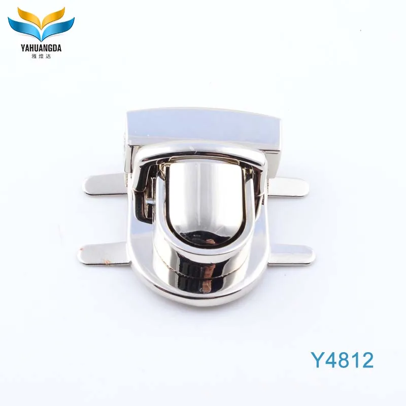 Y4812_2.jpg