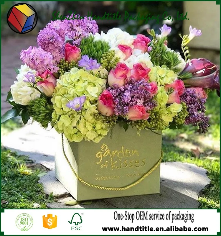 wholesale custom paper flower box packing for black rose gift