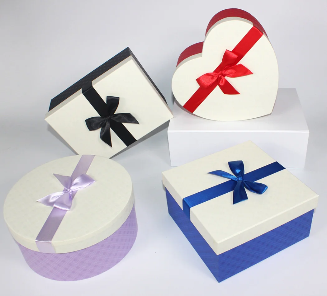 different shape paper gift box set with bowknot ribbon