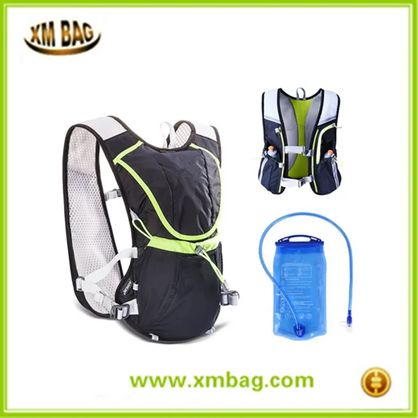 Unisex outdoor running hydration vest.png