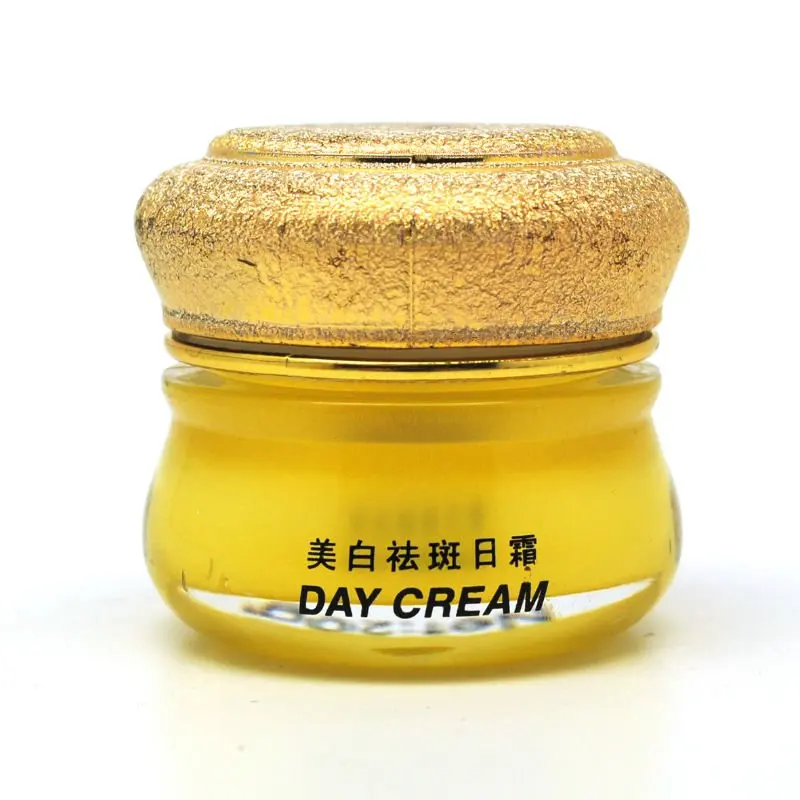 La farmacia la crema de las manchas de pigmento