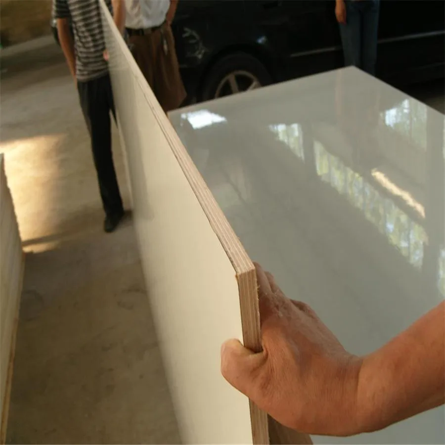 1220x2440mm-size-white-color-formica-plywood-laminate