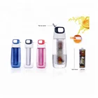 Portable 700ml fruit fusion infuser shaker water bottle with flip-up spout straw