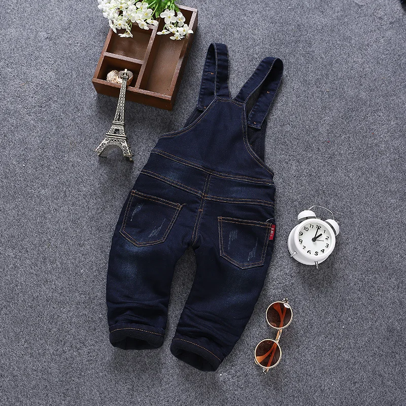 3602499083_1661652741