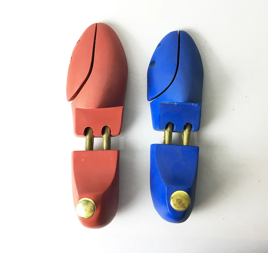 color shoe tree.jpg