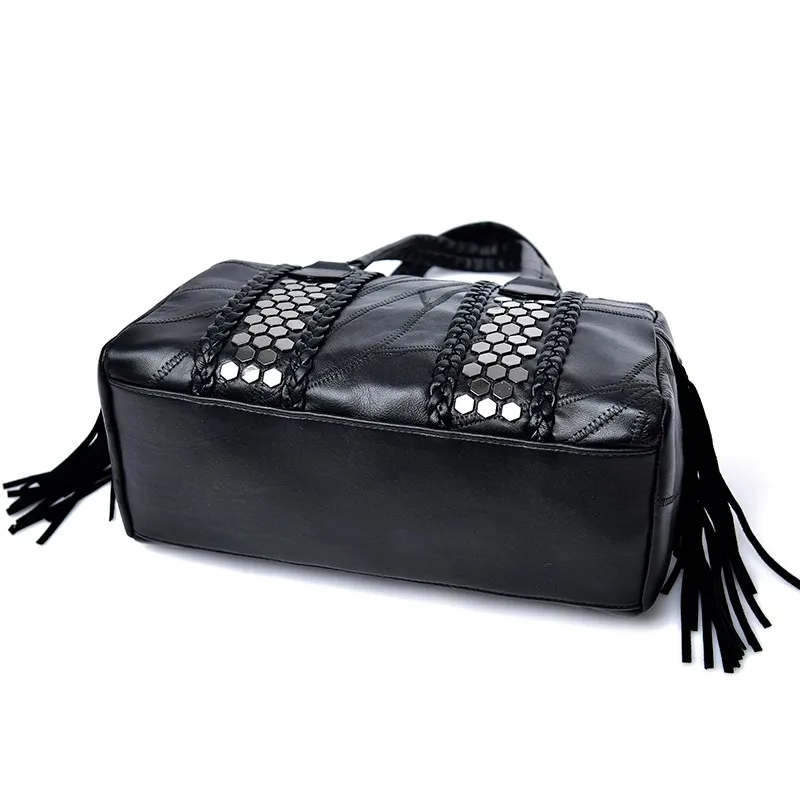 2017102716585665588290