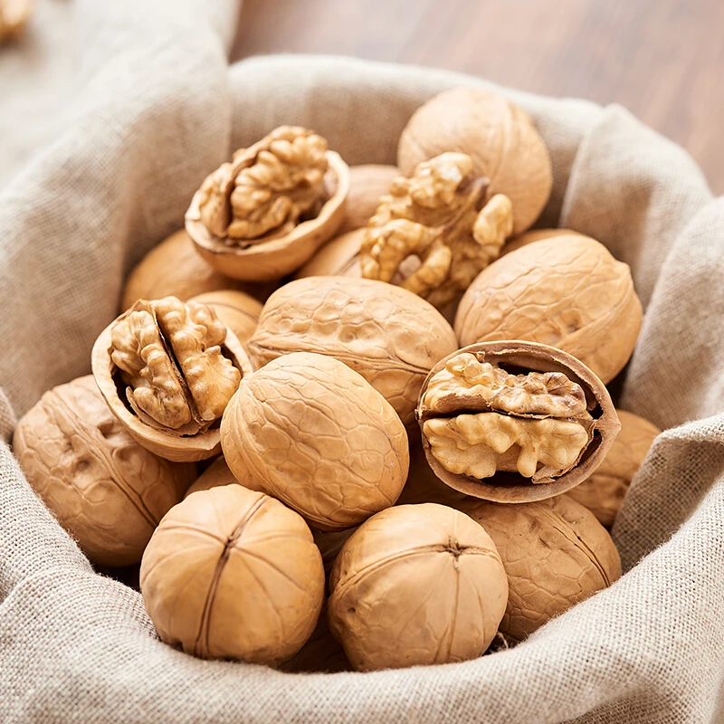 China natural thin skinned walnut in shell